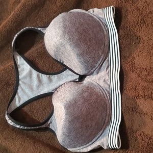 38dd sports bra by body form